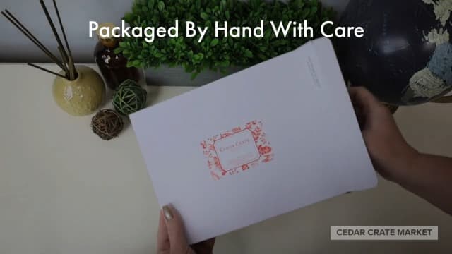 CEDAR CRATE MARKET Grandparent Gifts, Grandparent Picture Frame - Laser Engraved Natural Alder Wood Horizontal Photo Frame, Easel Back, Wall Mount Fits 5x7 Horizontal Portrait Sentimental Gift