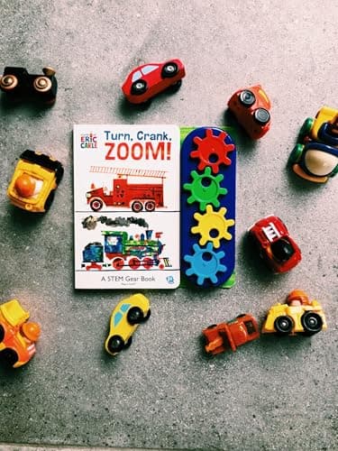 World of Eric Carle, Turn, Crank, Zoom! A STEM Gear Sound Book - PI Kids 1503735990