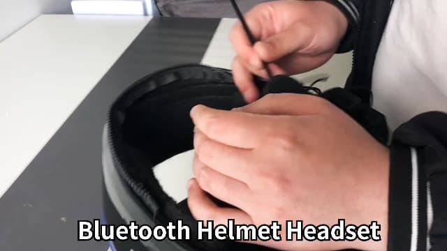Motorcycle Helmet Headset Stereo Bluetooth Earphone Wireless Handsfree Mic Headphones Music Player for Motorbike Rider
