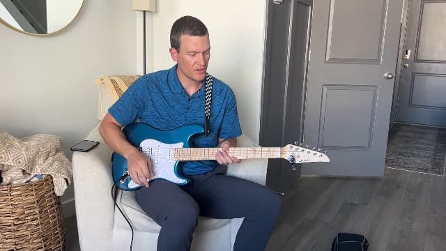 CAHAYA Electric Guitar Set Beginner - 39in Starter Guitar Kit with HSS Pickup Solid Okoume Body Electric Guitar Adults with Amplifier Gig Bag Strap Picks Strings Cable Blue