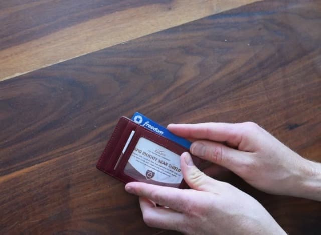 Claasico Money Clip Leather Wallet For Men Slim Front Pocket RFID Blocking with Super Strong Magnetic