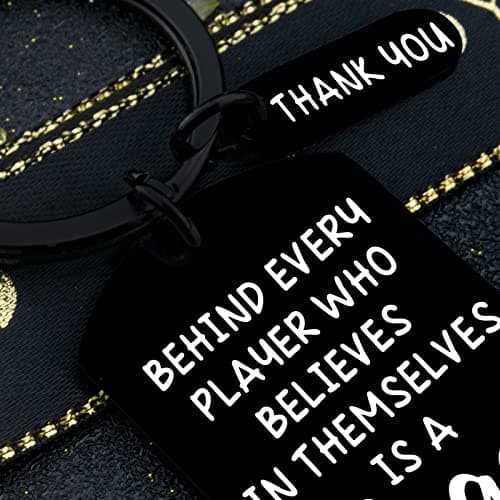 Coach Appreciation Gift Thank You Keychain Gift for Hockey Baseball Soccer Football Volleyball Team Fitness Instructor