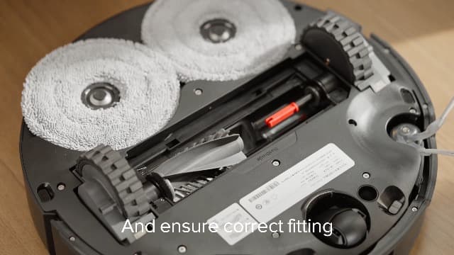 roborock Saros 10R Robot Vacuum and Mop, 22,000 Pa Suction, Zero-Tangling, 3.14’’ Ultra Slim, FlexiArm Riser Technology for Carpet & Floor, Corner & Edge Cleaning, Self-Emptying, Hot Air Drying, Black