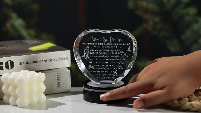YWHL Wedding Gifts for Couples Crystal Heart Anniversary Marriage Prayer Plaque with Colorful LED Base Wedding Gift with Inspiring Quotes, Unique Newlywed Gifts Mr and Mrs Gifts Bridal Shower Gifts