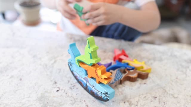 IPOURUP Dinosaur Toys for Kids 3-5: Wooden Stacking Montessori Toys for 3 4 5 6 7 8 Year Old Boys Girls Birthday Gifts for Kid Ages 4-8 Balance Competition Game for Family Stocking Stuffers