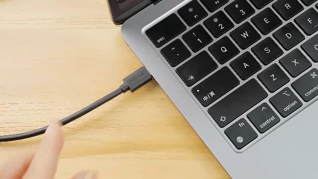 Insta360 Link 2 - PTZ 4K Webcam for PC/Mac, 1/2" Sensor, AI Tracking, HDR, AI Noise-Canceling Mic, Gesture Control for Streaming, Video Calls, Gaming, Works with Zoom, Teams, Twitch & More