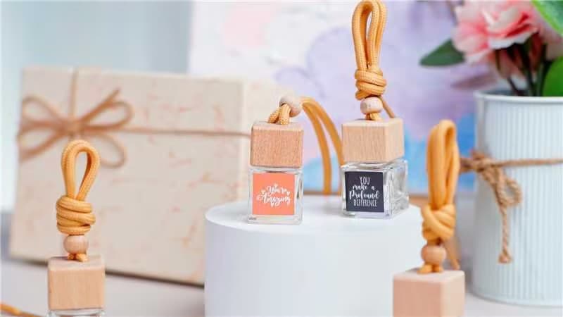 Wood Air Freshener with Thank You Cards, Essential Oil Diffuser, Customer Service Week for Teacher Coworker Staff Team Havawish 10 Pcs Car Diffuser Ornament Employee Appreciation Gift Bulk B0D1K9WQ1B