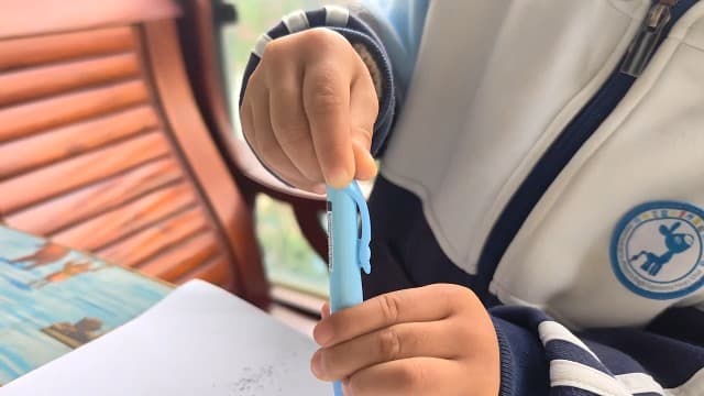 Handwriting thick mechanical pencils with grip: 2.0MM HB Pencil for kids with 14 leads (6 pack)