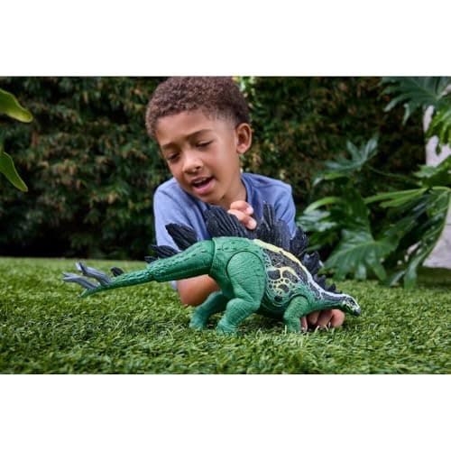 Mattel Jurassic World Dinosaur Figure Toy, Gigantic Thrashers Large Stegosaurus with 2 Attack Action & Evolve Feature, Digital Play