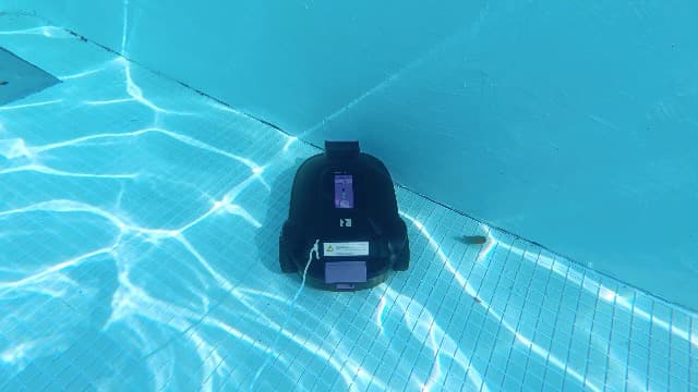 Robotic Pool Cleaner with Dual-Drive Motors,Dual-Layer Filtration, 180Min Runtime, Powerful Cordless Pool Vacuum for Above-Ground & Flat Pools,Auto-Parking Design,Double Suction Port