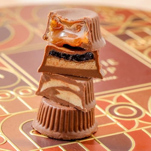 Christmas Gift Basket, Holiday Gourmet Treats- Variety Snack Crate- Candy Tray Food Assortment Idea- For Women, Men, Family 4 Section- Bonnie and Pop