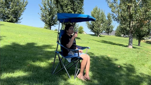 ALPHA CAMP Heavy Duty Canopy Camping Chair, 350 lbs Capacity Oversized Folding Chair with Adjustable Sunshade, Portable Sunshade Chair with Cup Holder for Beach, Fishing, Outdoor, Red