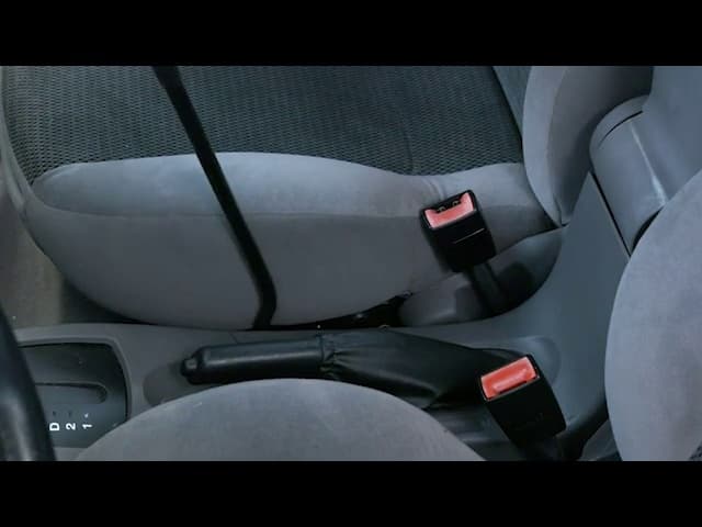 BISSELL Garage Pro Wall-Mounted Wet Dry Car Vacuum/Blower With Auto Tool Kit, 18P03 , Gray