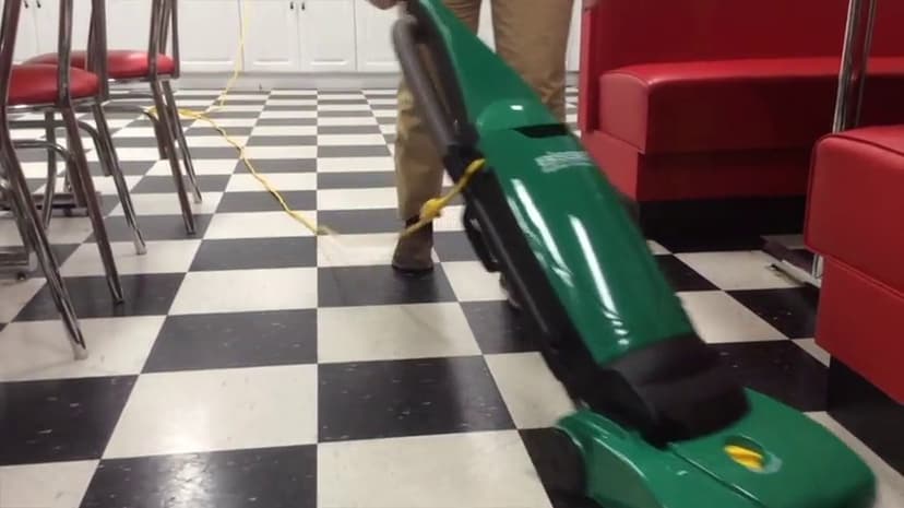 BiSSEll BigGreen Commercial PowerForce Bagged Lightweight, Upright, Industrial, Vacuum Cleaner, BGU1451T