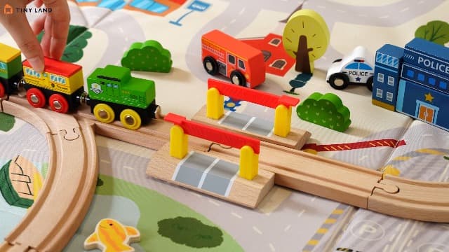 Tiny Land 110pcs Wooden Train Set with Folding Storage Box, Wooden Train Track Toy for Boys & Girls, Age 3-7, Includes Convenient Storage