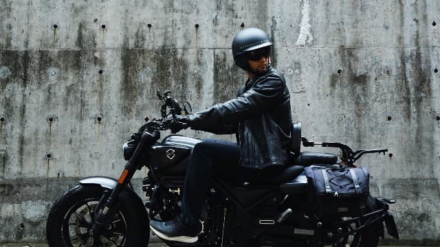 ILM Half Helmet Motorcycle Open Face Sun Visor Quick Release Buckle DOT Approved Cycling Motocross Suits Men Women Model-205V (S, Matt Black)