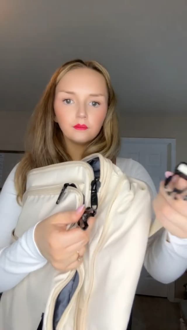 MATEIN Weekender Backpack, Large Capacity Travelling Suitcase Backpack with Strap for Clothes, Expandable Flight Approved Business Carry on Daypack for International Travel, Blue