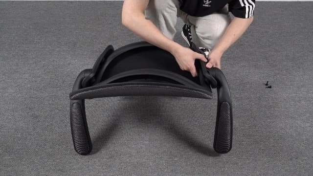 Office Chair, Mesh Ergonomic Desk Chairs, Comfy Computer Gaming Chair with Adjustable Height & Flip-up Armrest, Lumbar Support & Swivel Function for Home Office (Gray)