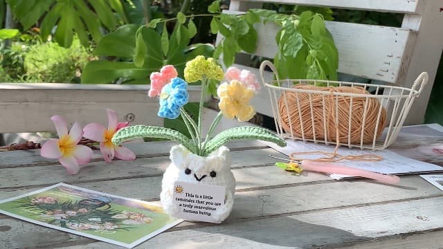 Cute Gifts for Women, Boss Day, Teacher Appreciation, Coworker & Nurse Thank You Gift, Desk Decor, 4.7 In H × 2.4 In W Forget-Me-Not Crochet Flower Potted Plant Gift B0F26ST99P