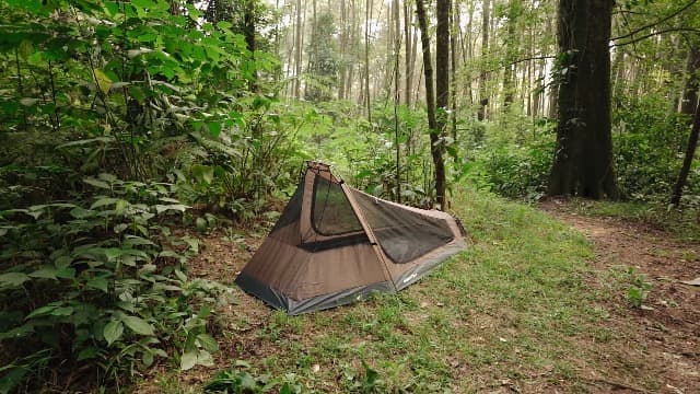 GEERTOP Ultralight Bivy Tent for 1 Person 3 Season Waterproof Single Person Backpacking Tent for Camping Hiking Backpack Travel Outdoor Survival Gear