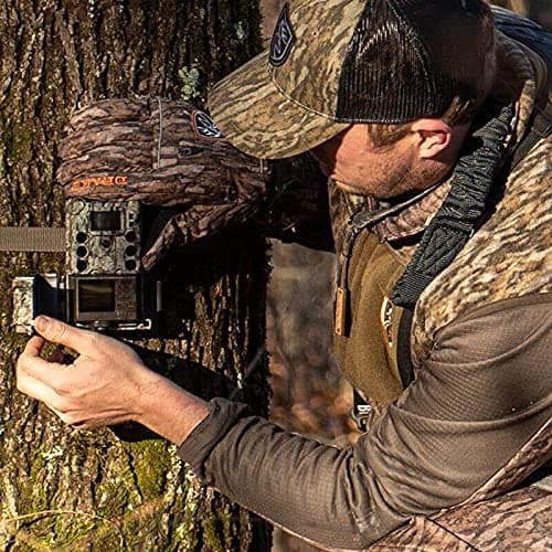 Bushnell Trail Camera CORE S-4K, No-Glow Game Camera with 4K Video and 1.5” Color Viewscreen