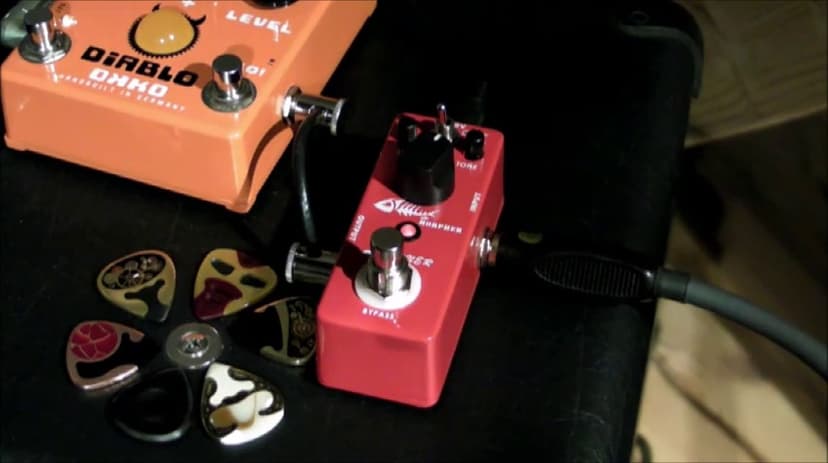 Donner Distortion Guitar Pedal, Morpher Mini Distortion 3 Modes Natural, Tight, Classic Crunch 80s Metal for Electric Guitar True Bypass