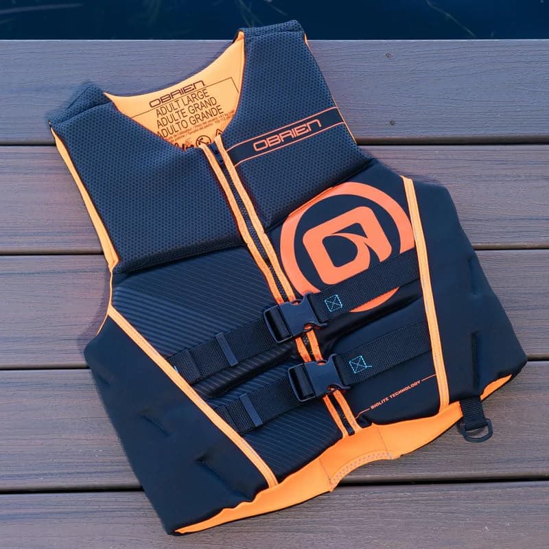 O'Brien Flex V-Back Life Jacket – Coast Guard Approved Adult Life Vest with Flex Fit Design, Lightweight Foam & Front Zip Closure for Watersports, Boating, and Jet Skiing