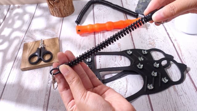 Gulfmew Ice Fishing Safety Kit, Durable Emergency Gear with Compact Ice Picks, One Pair of 8 Tooth Creepers for Boots, Whistle with Reflective Strips and Spring Line Cutting Scissors