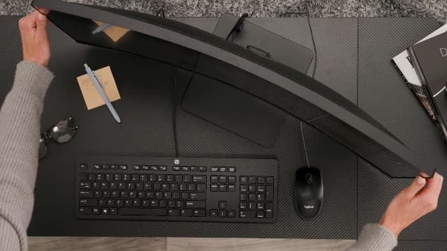 LG 32MR50C-B Curved Monitor 32-Inch FHD 100Hz AMD FreeSync OnScreen Control Dynamic Action Sync Black Stabilizer Tilt Stand (HDMI) - Black