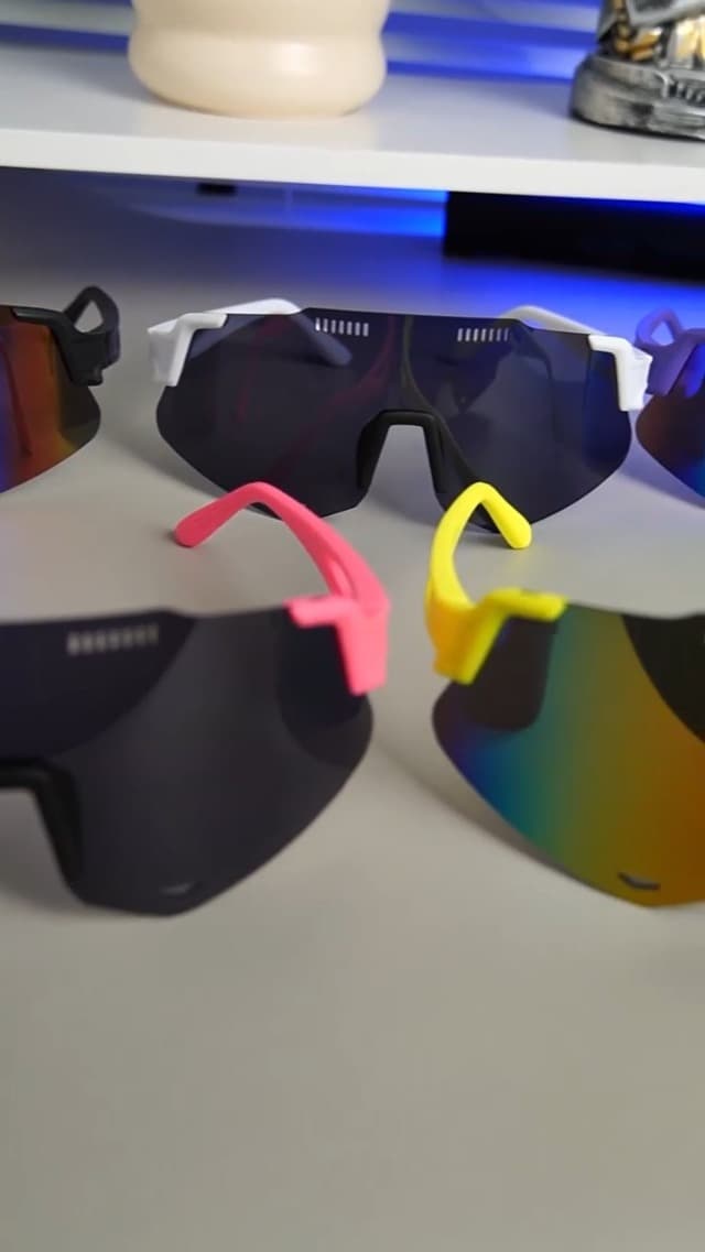 TURVSTPC Sport Running Sunglasses for Women Men, Professional Cycling Glasses Mens Sunglasses Wrap Around Uv400 Protection