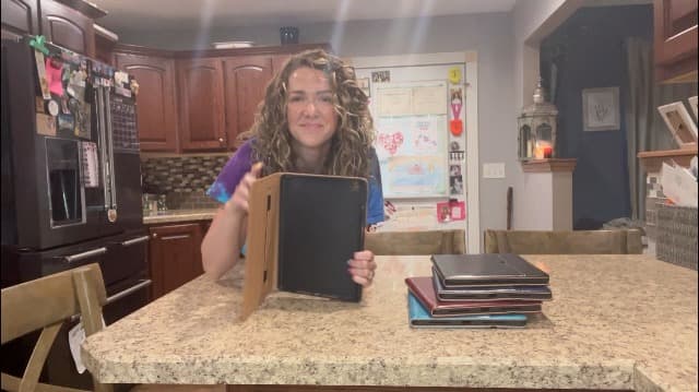 Leather Cases for IPad Pro 12.9 Case 6th/5th/4th/3rd Generation - Protective Multi-Angle Folio with Pencil Holder & Pocket - Auto Wake/Sleep, Premium PU Leather Cover - Brown