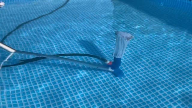 Pool Spa Jet Vacuum Cleaner w/Brush for Frame Above Ground/Inflatable Pools, Spa, Hot Tub Vacuuming, Use Water Pressure from Garden Hose to Vacuum (Use with A Telescopic Pool Pole, Not Included)