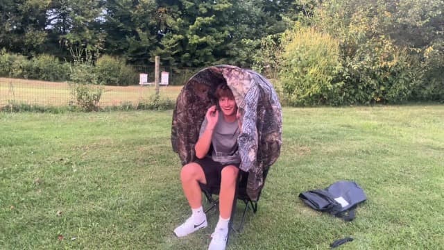 FUNHORUN Hunting Chair Blind, 1/2 Man One-Way See Through Ground Blind, Portable 1/2 Person Camouflage Chair Tent with Carrying Bag