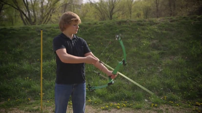 Genesis Archery Original Lightweight Compound Bow with Adjustable Aluminum Riser, 15"-30" Draw Length, 10-20 lb Draw Weight, for Kids and Adults, All Skill Levels