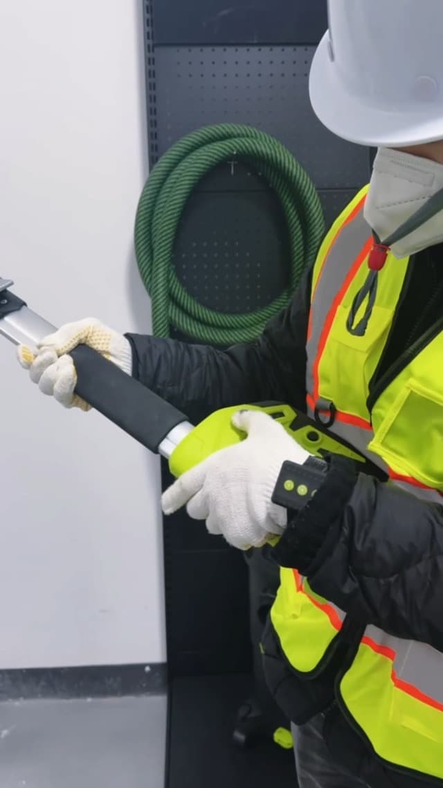 M Class 10 Gallon Dust Extractor for Woodworking with Auto Hepa Clean & Dust Indicator Light Dust Vacuum Extractor with 150CFM Airflow & Power Tool Connector for Workshop Construction (With Handle)