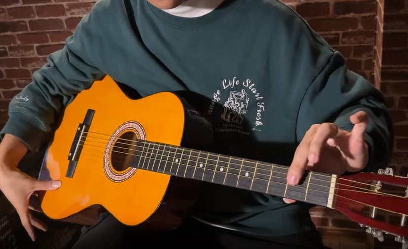 BESYOU Acoustic Guitar 38" Wood Guitar with starter kit-Travel Gig Bag, Tuner,guitar pick with Beginner Set for Kids/Adults -Natural