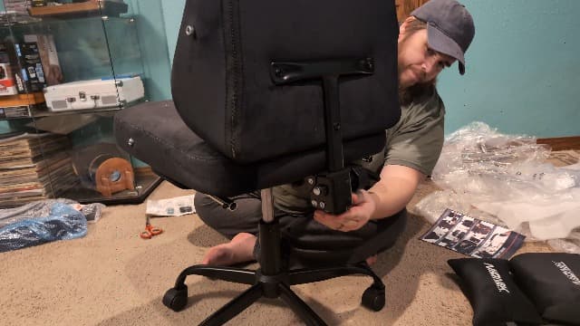 Ergonomic Gaming Chair Video Gamer Chairs Gaming Computer Chairs Gamer Chairs for Adults Massage Lumbar Support Swivel Height Adjustable Headrest Backrest Black