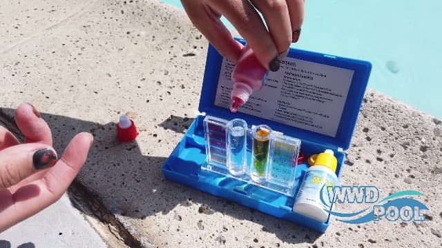 WWD POOL Swimming Pool Spa Water Chemical Test Kit for Chlorine and Ph Test (2 Way Test Kit)