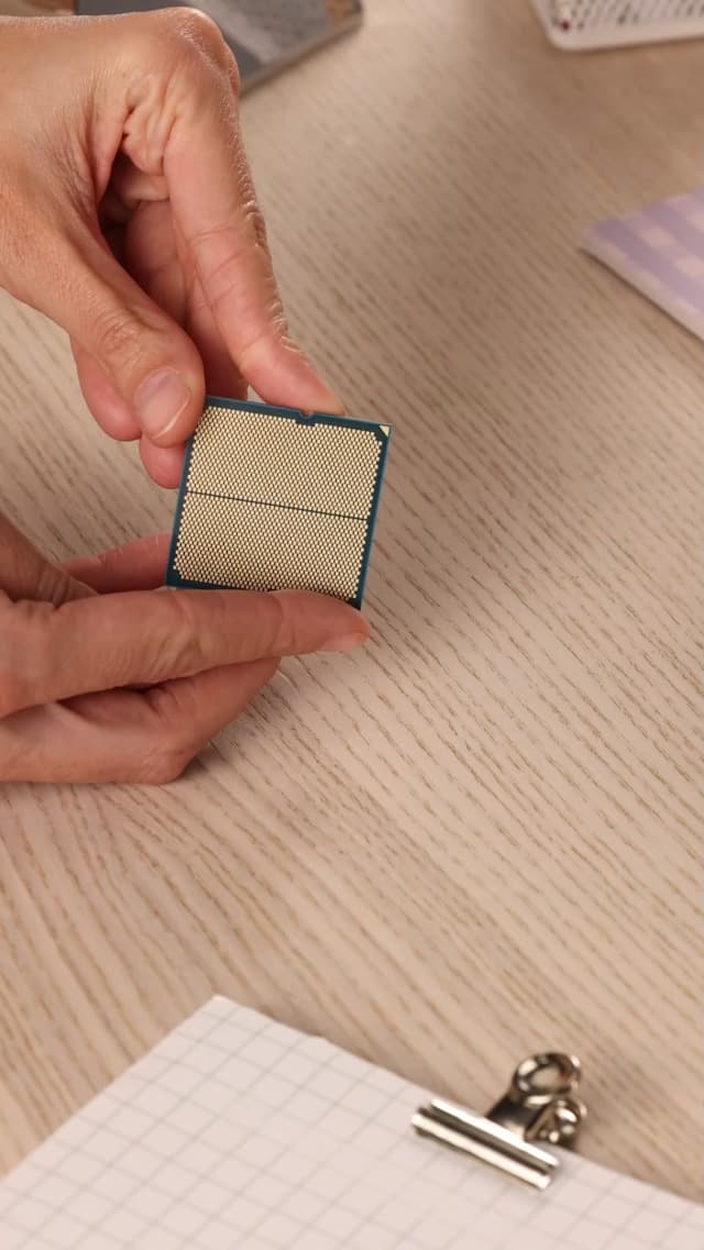 AMD Ryzen™ 9 9900X 12-Core, 24-Thread Unlocked Desktop Processor