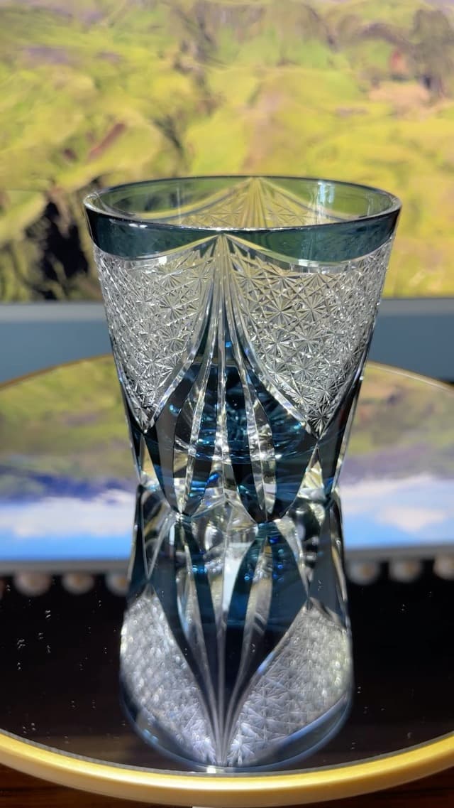 Edo Kiriko Whiskey Glass – Elegant Japanese Style Deep Blue Glass with Chrysanthemum & Flame Motif, Hand-Cut Spirits Tumbler for Whiskey & Cocktails