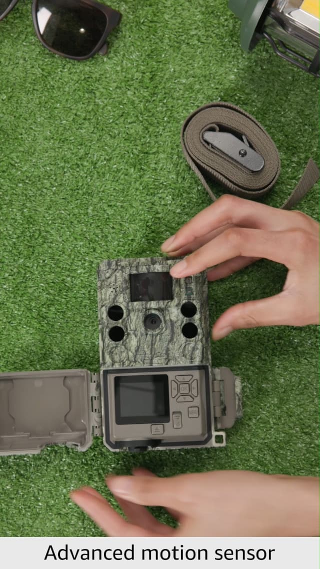 Bushnell Trail Camera CORE S-4K, No-Glow Game Camera with 4K Video and 1.5” Color Viewscreen