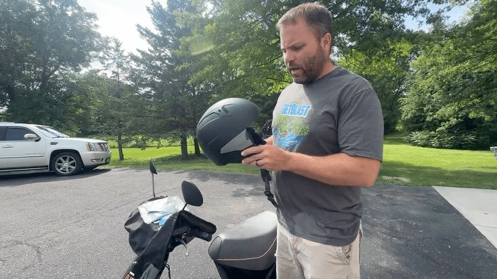 Westt Open Face Motorcycle Helmet, 3/4 Motorcycle Helmet DOT Approved, Lightweight Moped Helmet with Built-in Sun Visor, Quick Release Strap, Removable Washable Liner, Scooter Helmet for Adults