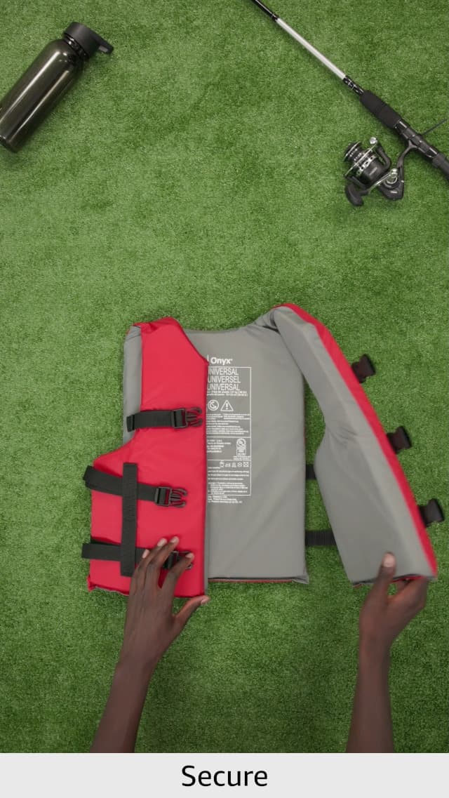Onyx General Purpose Life Vest, Adult Universal (4-Pack),Red - Blue,30-52-Inch Chest, persons over 90-Pounds., universal
