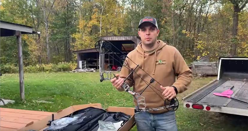 Archery Eagle Compound Bow and Archery Sets 20-70lbs for Adults and Teens,25"-31" Draw Length，up to IBO 320 fps，Lightweight Design Bow Adjustable 2026 New