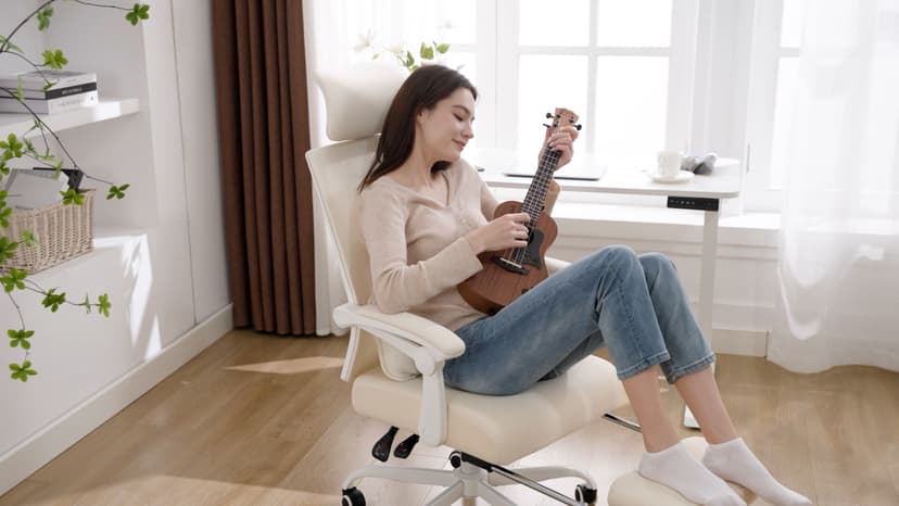 Qulomvs Mesh Ergonomic Office Chair with Footrest Home Office Desk Chair with Headrest and Backrest 90-135 Adjustable Computer Executive Desk Chair with Wheels 360 Swivel Task Chair