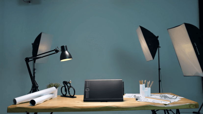 GAOMON M10K Drawing Tablet, 10x6 inch Large Graphics Tablet with Touch Ring, 8192 Levels Battery-Free Stylus, 10 Hot Keys, Art Tablet for Design, Writing, Editing, Work with Mac, Windows, Android