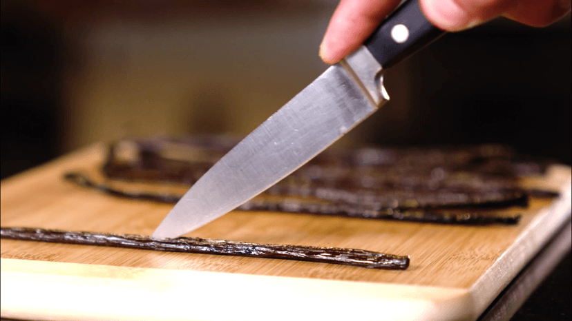 50 Organic Madagascar Vanilla Beans. Whole Grade A Vanilla Pods for Vanilla Extract and Baking B00PMUNF5A