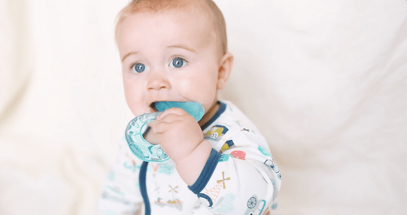 Nuby Silicone Teethe-EEZ Teether with Bristles, Includes Hygienic Case, Blue