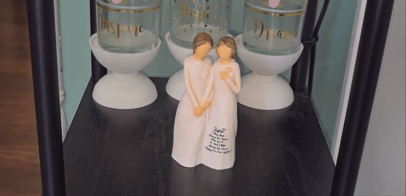 Sister Gifts for Women,4.90” Sister Gifts Figurine for Best Friend,Sister Birthday Gifts,Sisters Gifts from Sister,Women Gifts for Sister and Best Friend on Birthday and Sisters' Day