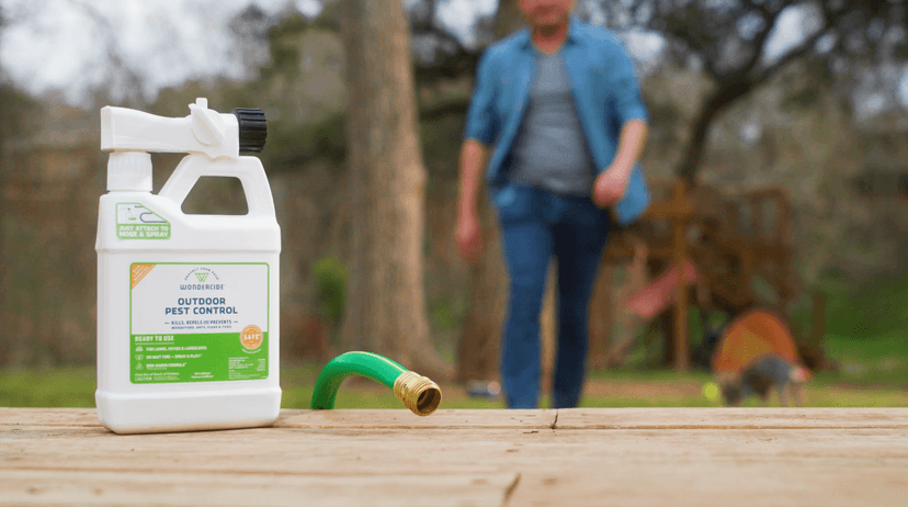Wondercide - Outdoor Pest Control Spray with Natural Essential Oils - Mosquito, Ant, Flea, Tick, Insect Repellent, Treatment, Killer - Safe Around Pets Kids 32 oz